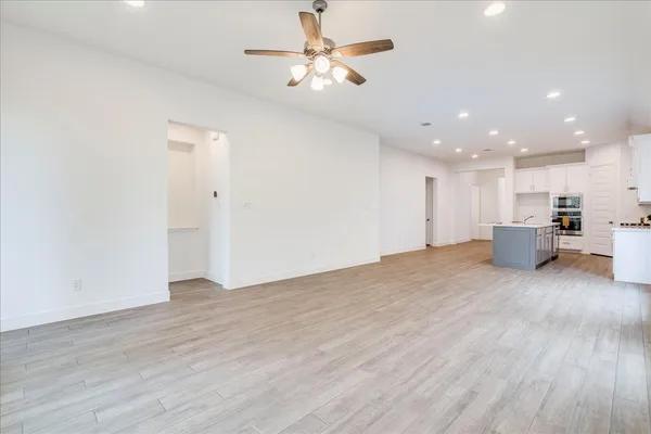 $440,000 | 423 Kimble Creek Loop, Unit 71, Kyle, TX 78640