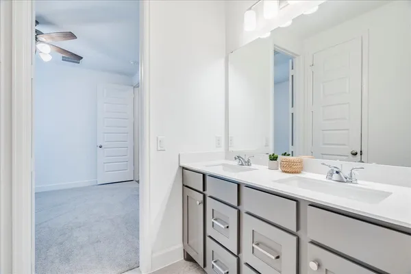 $440,000 | 423 Kimble Creek Loop, Unit 71, Kyle, TX 78640