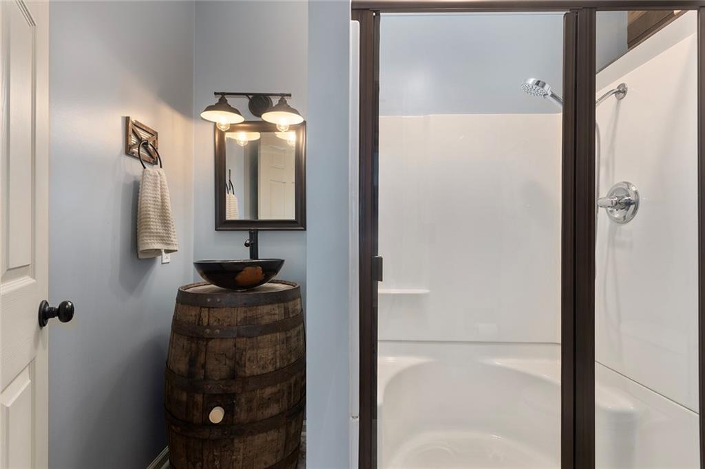 212 Northeast Hidden Ridge Lane Lee's Summit, MO 64064 - Photo 46 of 57