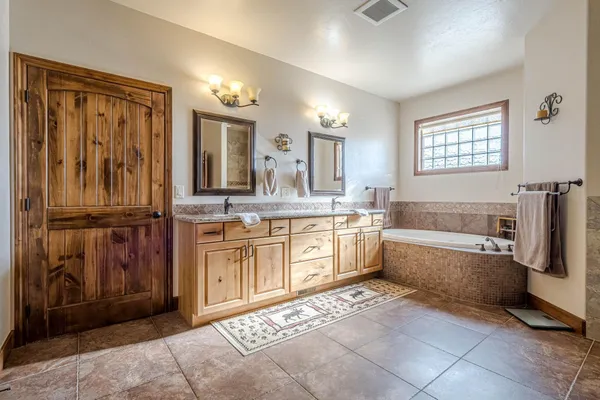 $1,398,000 | 998 Crown Court, Grand Junction, CO 81505
