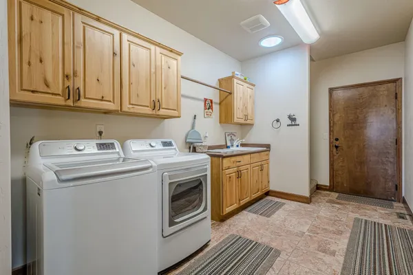 $1,398,000 | 998 Crown Court, Grand Junction, CO 81505