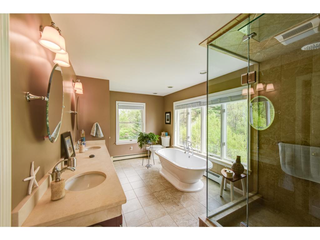 425 Newington Road Newington, NH 03801 - Photo 18 of 33 Gallery Image 18