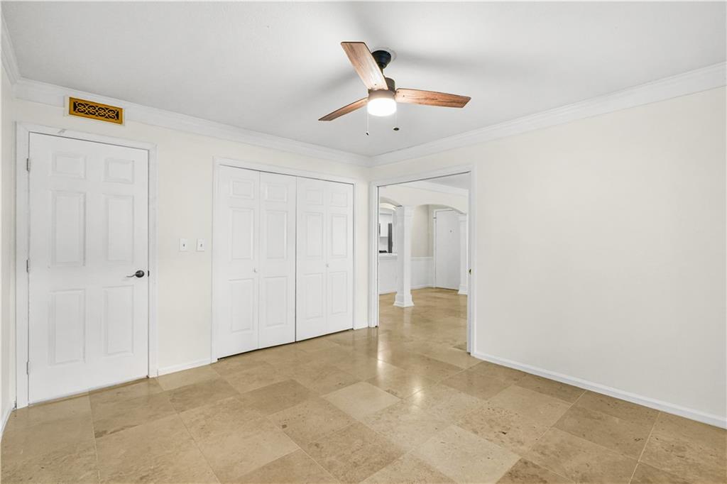 6851 Roswell Road, Unit M13 Sandy Springs, GA 30328 - Photo 16 of 28 Gallery Image 16