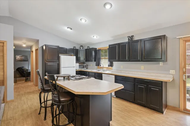 $219,900 | 1315 Fitzgerald Avenue, Hesperia, MI 49421