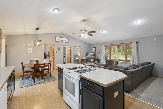 $219,900 | 1315 Fitzgerald Avenue, Hesperia, MI 49421