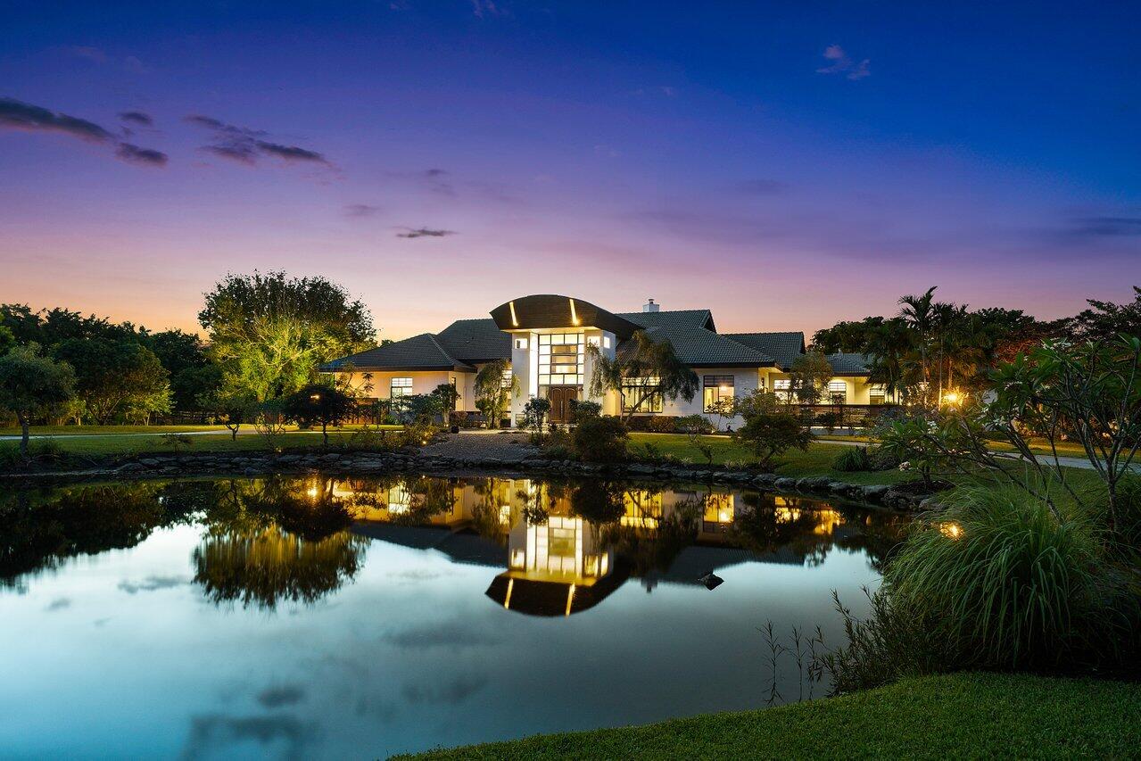 100-8549SurreyLane-BocaRaton-FL-33496-SM