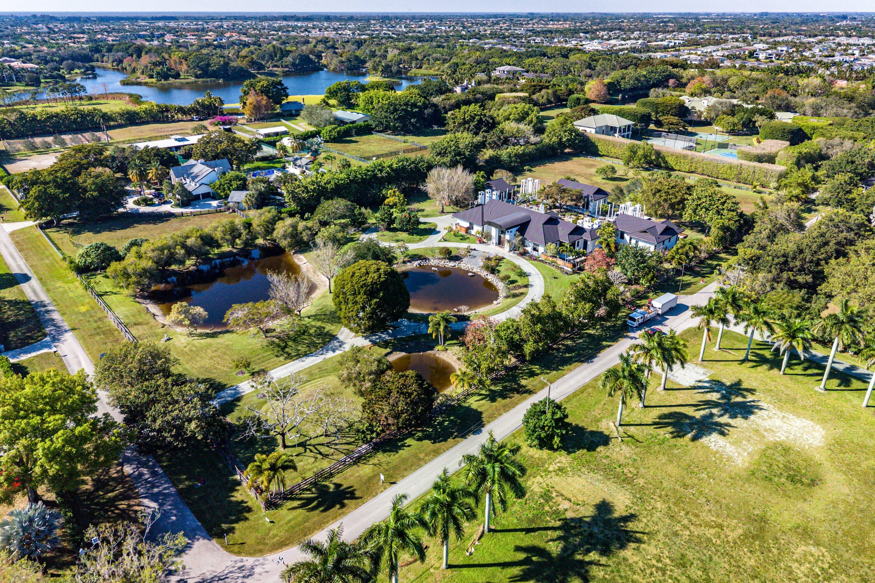 8549 Surrey Lane Boca Raton, FL 33496 - Photo 17 of 104 015-8549SurreyLane-BocaRaton-FL-33496-SM