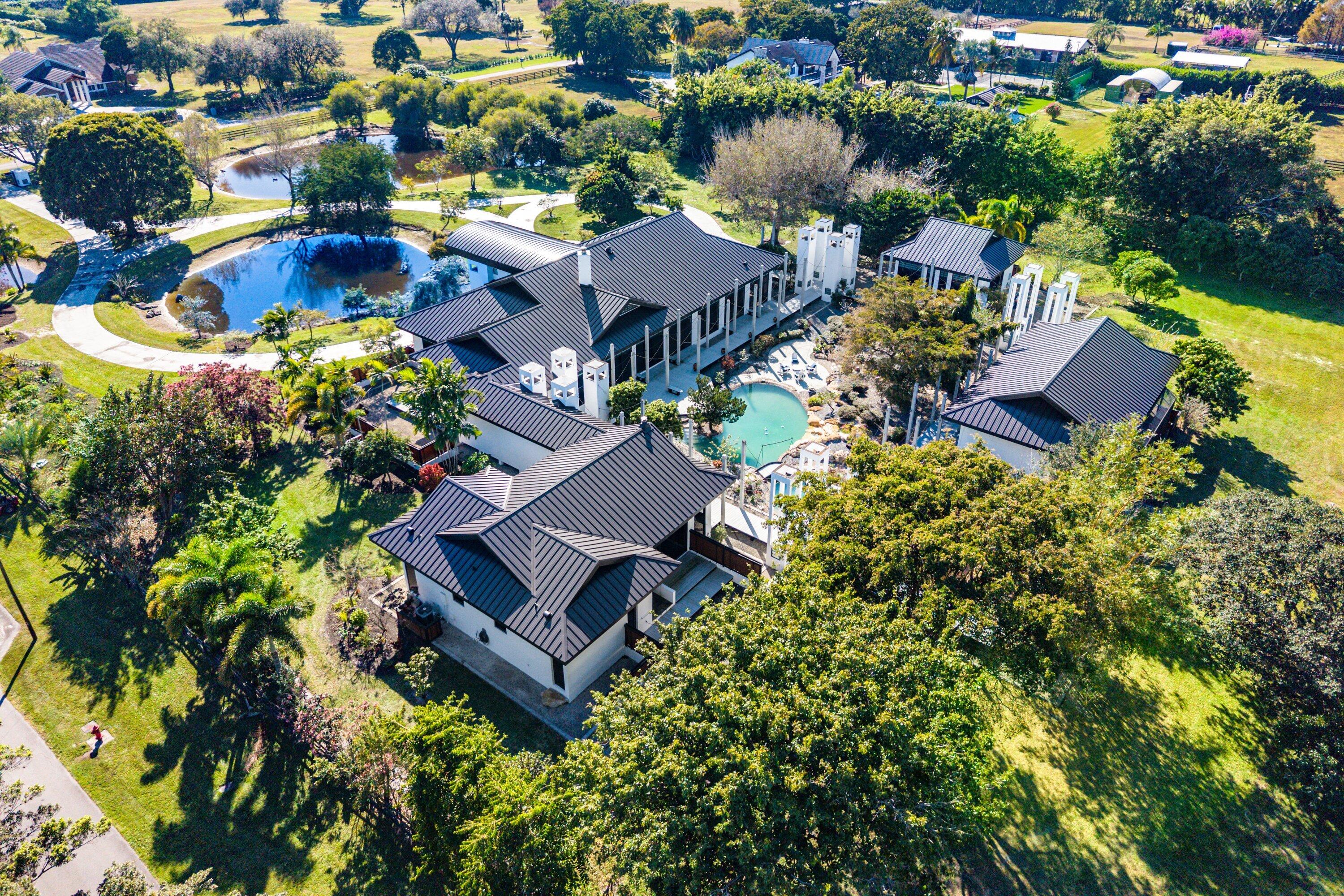 8549 Surrey Lane Boca Raton, FL 33496 - Photo 3 of 104 009-8549SurreyLane-BocaRaton-FL-33496-SM