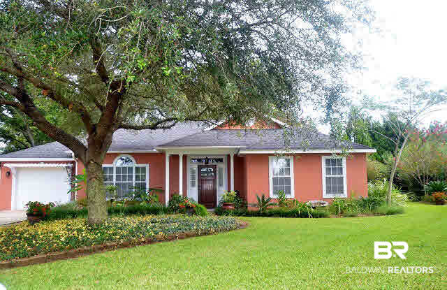 10 Sumac Circle Fairhope, AL 36532 - Photo 1 of 16