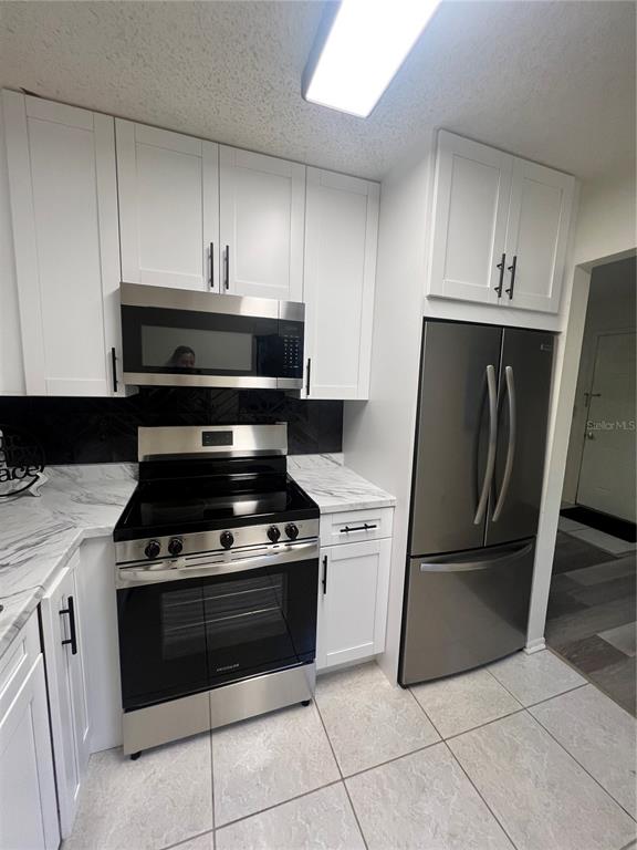 11707 Raintree Village Boulevard, Unit C Temple Terrace, FL 33617 - Photo 6 of 32