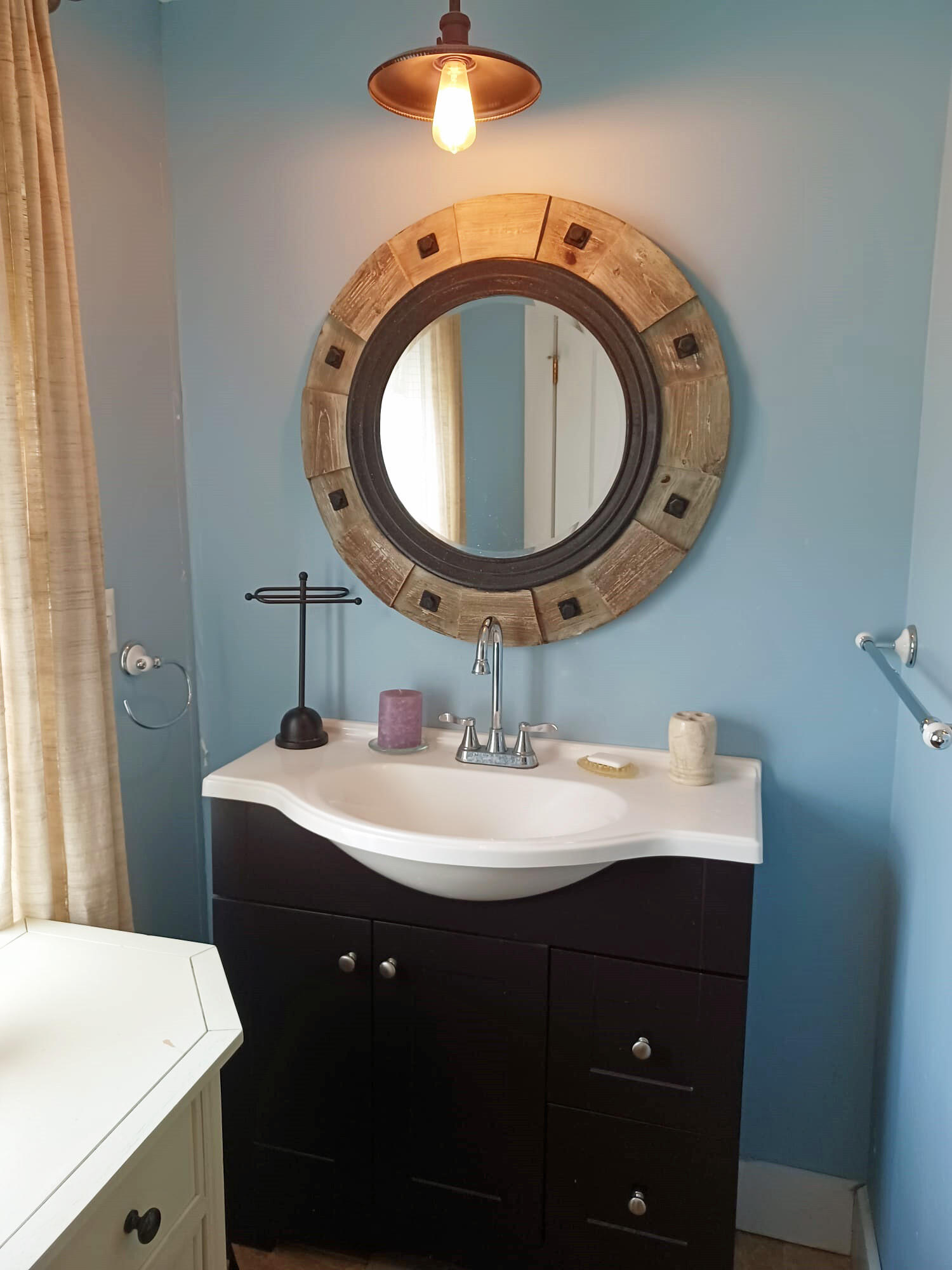 236 Long Sands Road York, ME 03909 - Photo 30 of 40 2nd floor bath