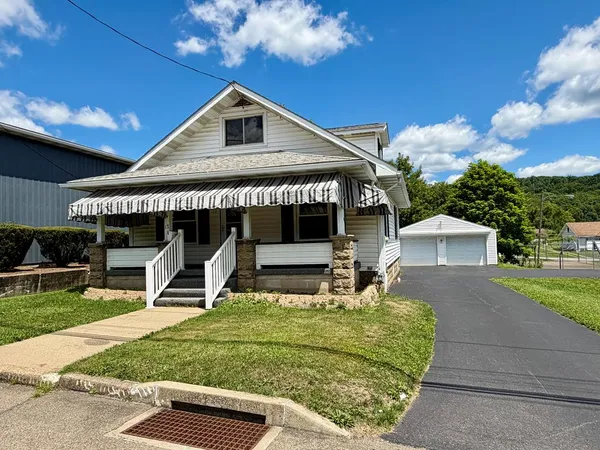 $179,900 | 17 Front Street, Franklin, PA 16323