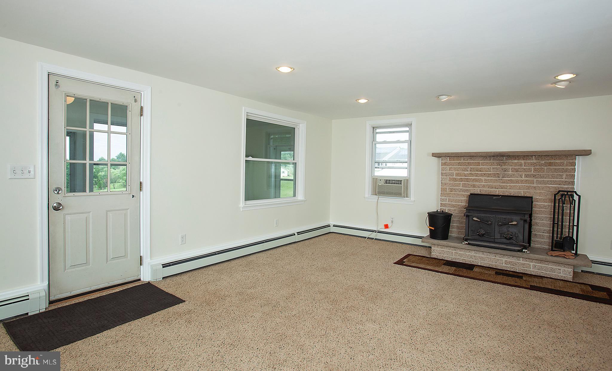 526 Evergreen Road New Bloomfield, PA 17068 - Photo 15 of 39 Gallery Image 15