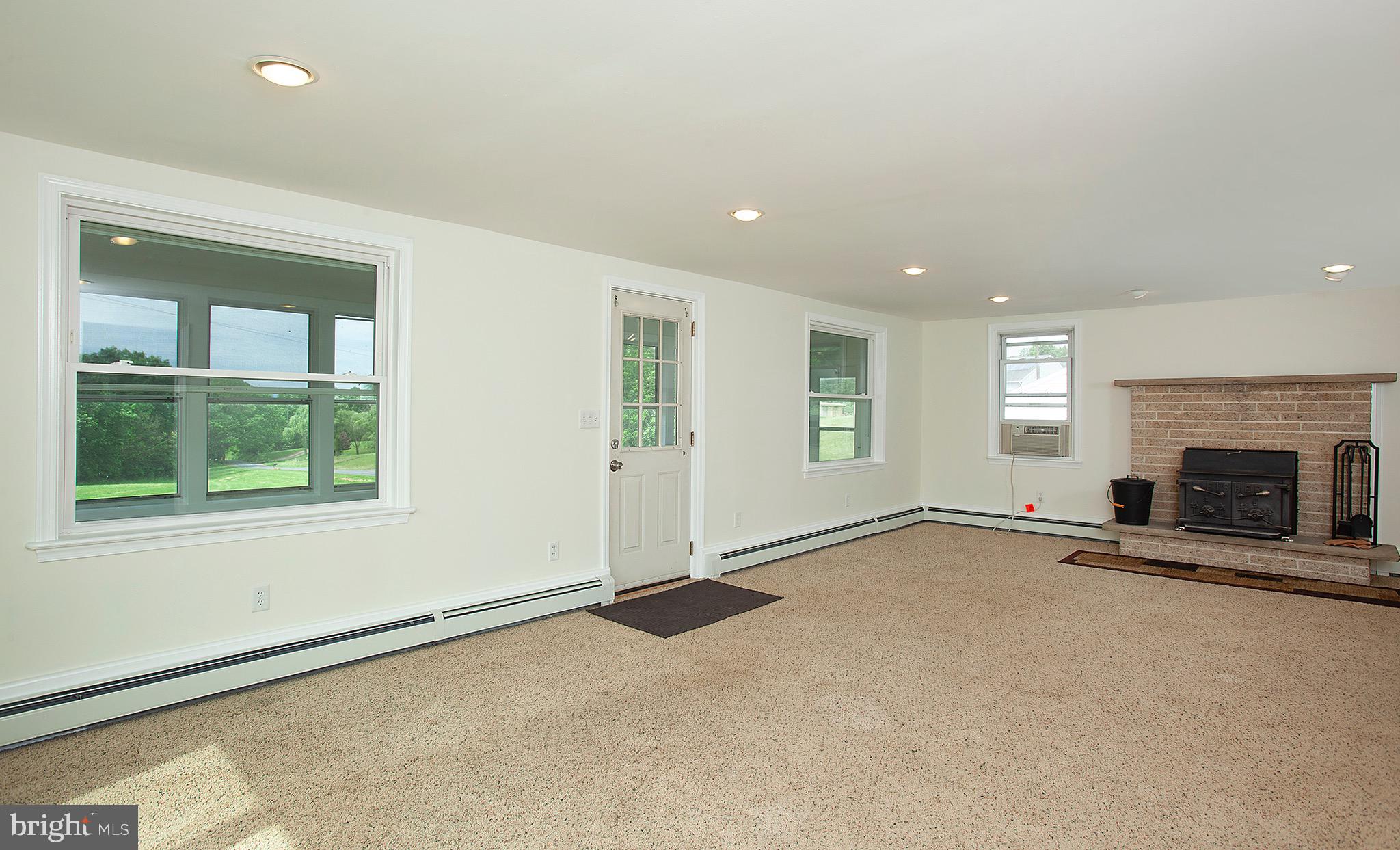 526 Evergreen Road New Bloomfield, PA 17068 - Photo 17 of 39 Gallery Image 17