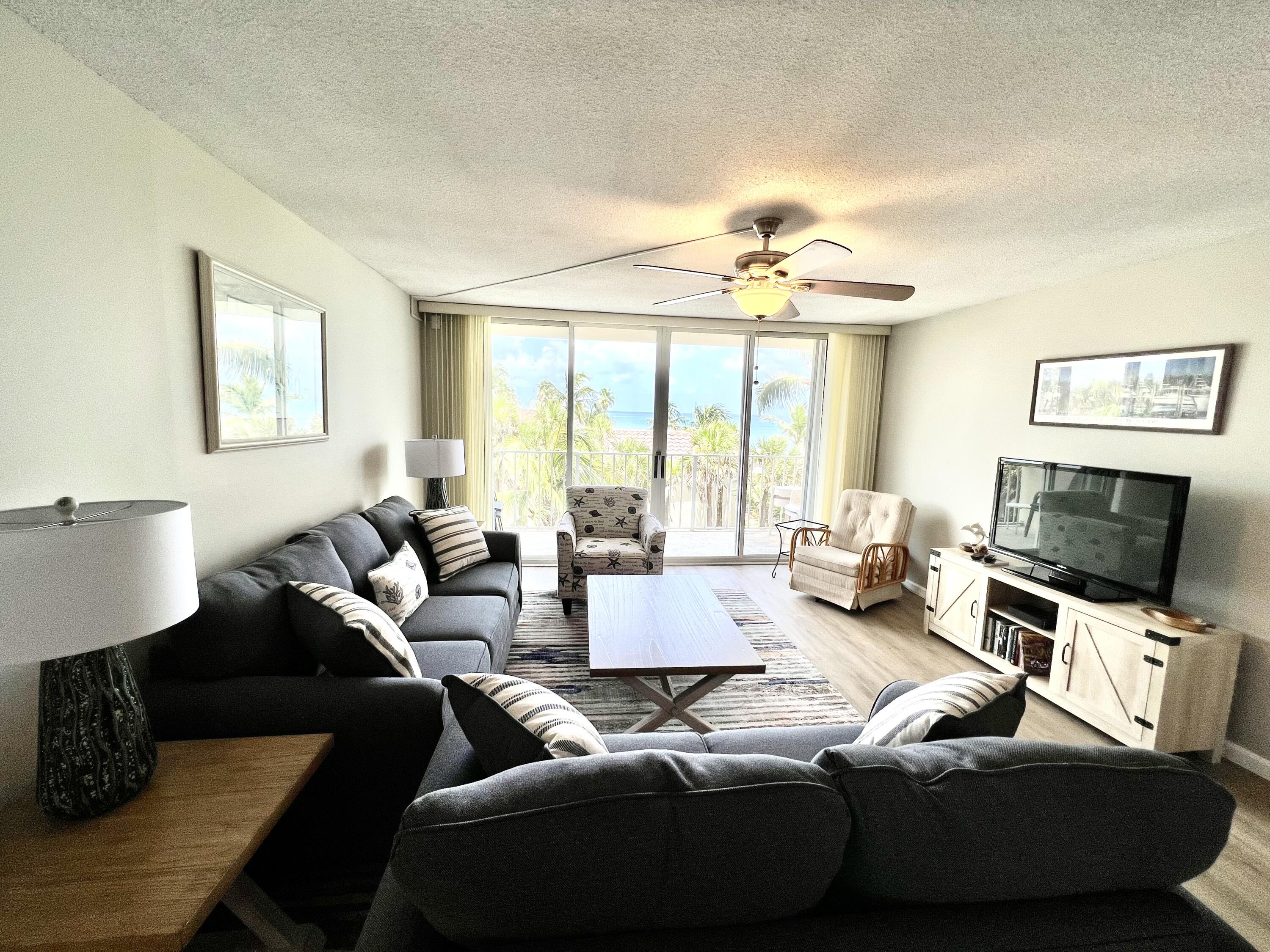 630 Ocean Drive, Unit 403 Juno Beach, FL 33408 - Photo 6 of 25 IMG_2418 4