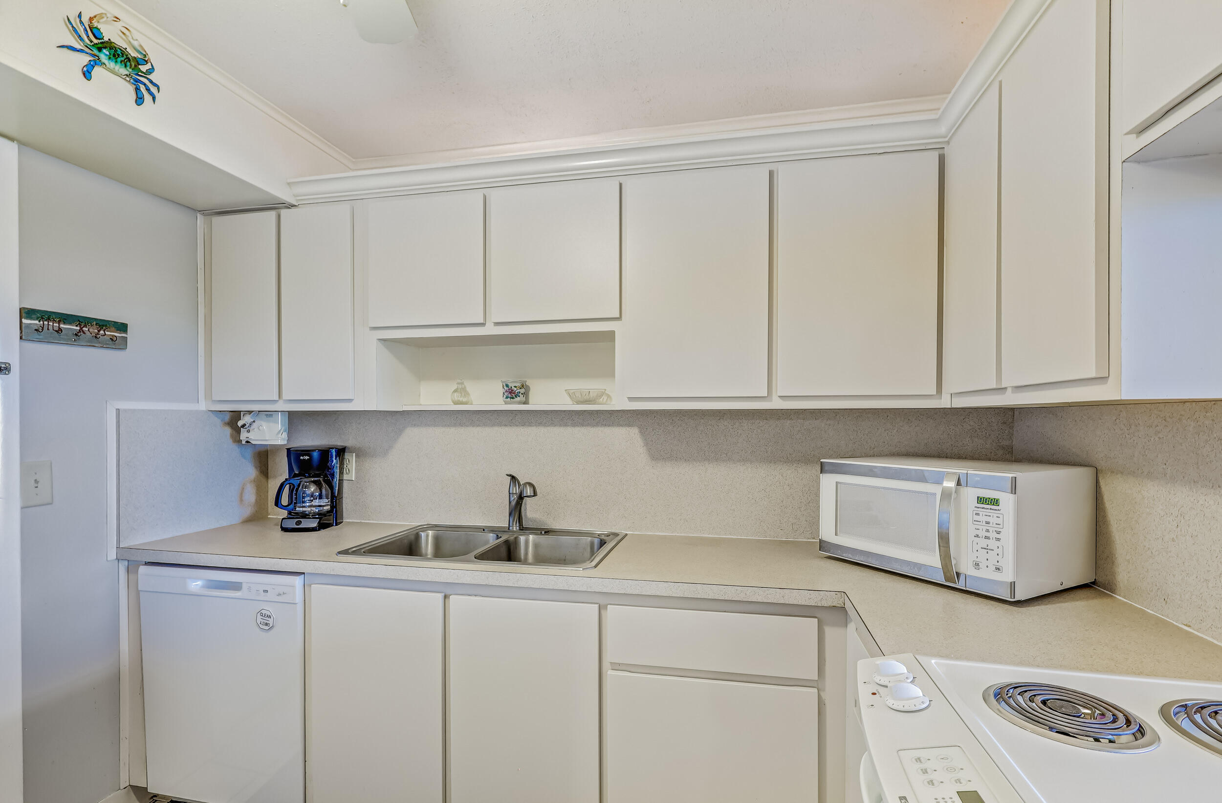630 Ocean Drive, Unit 403 Juno Beach, FL 33408 - Photo 8 of 25 Kitchen