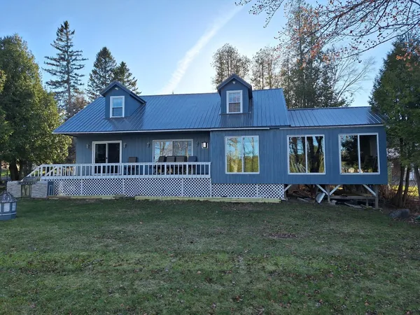 $525,000 | 17 Macallister Lane, Orient, ME 04471