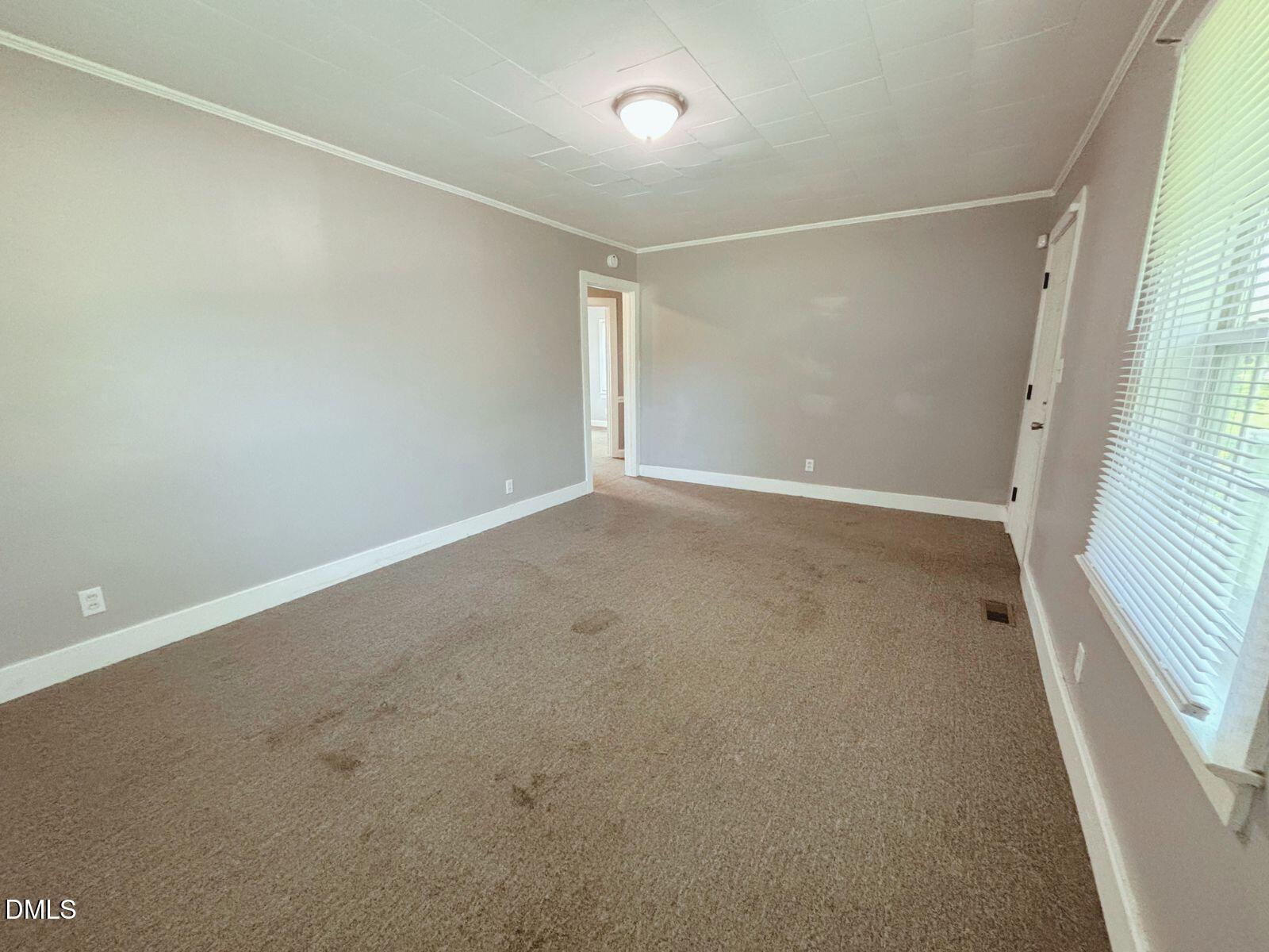 156 Brookston Road Henderson, NC 27537 - Photo 4 of 23