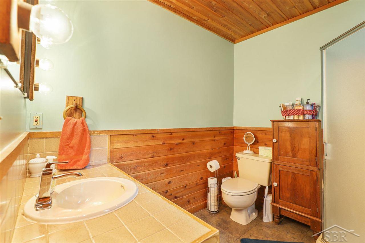 7377 Potter Road Flushing, MI 48433 - Photo 34 of 64 50044199-33.JPG