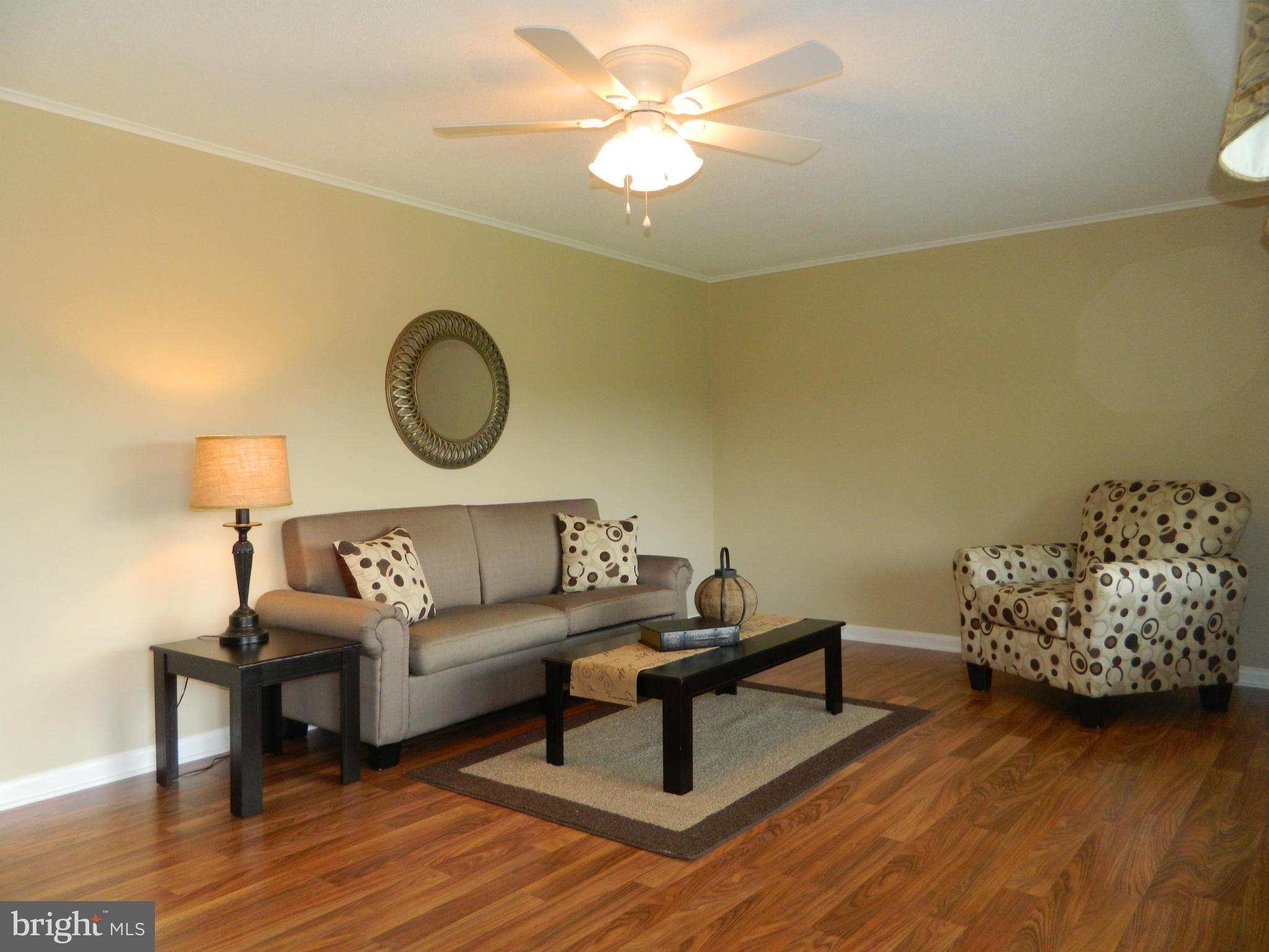 21502 Keeney Mill Road Freeland, MD 21053 - Photo 9 of 28 Living Room