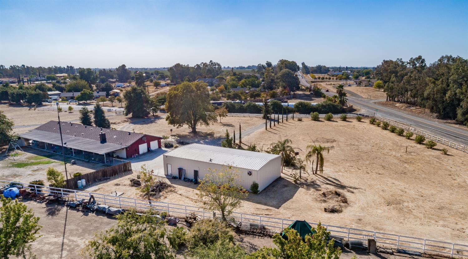 16993 Jennifer Court Madera, CA 93636 - Photo 45 of 55 a view of a city