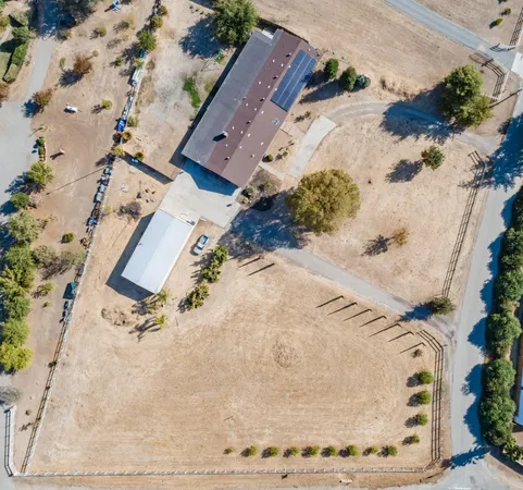 $690,000 | 16993 Jennifer Court, Madera, CA 93636