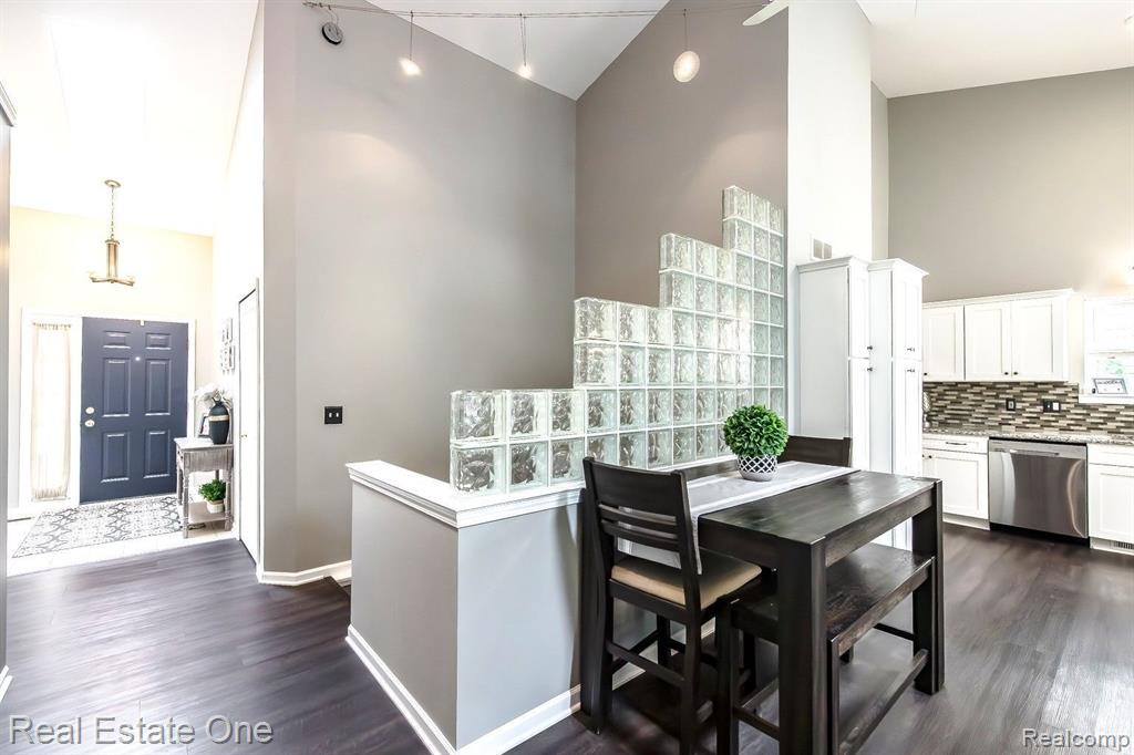 74 Eagle Ridge Road Lake Orion, MI 48360 - Photo 19 of 44