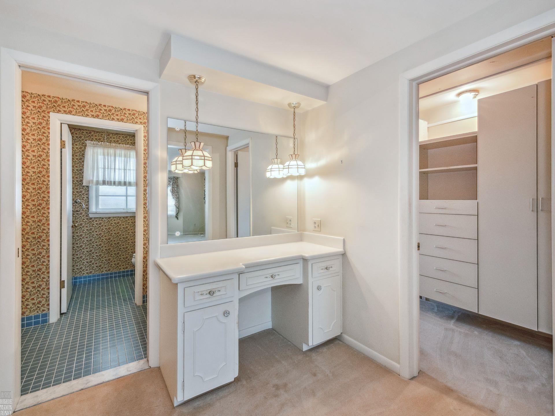 573 Shelden Road Grosse Pointe Shores, MI 48236 - Photo 20 of 40