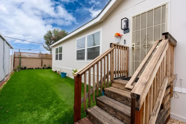 $189,900 | 2706 West Ashlan Avenue, Unit 264, Fresno, CA 93705