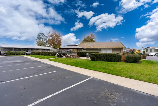 $184,900 | 2706 West Ashlan Avenue, Unit 264, Fresno, CA 93705