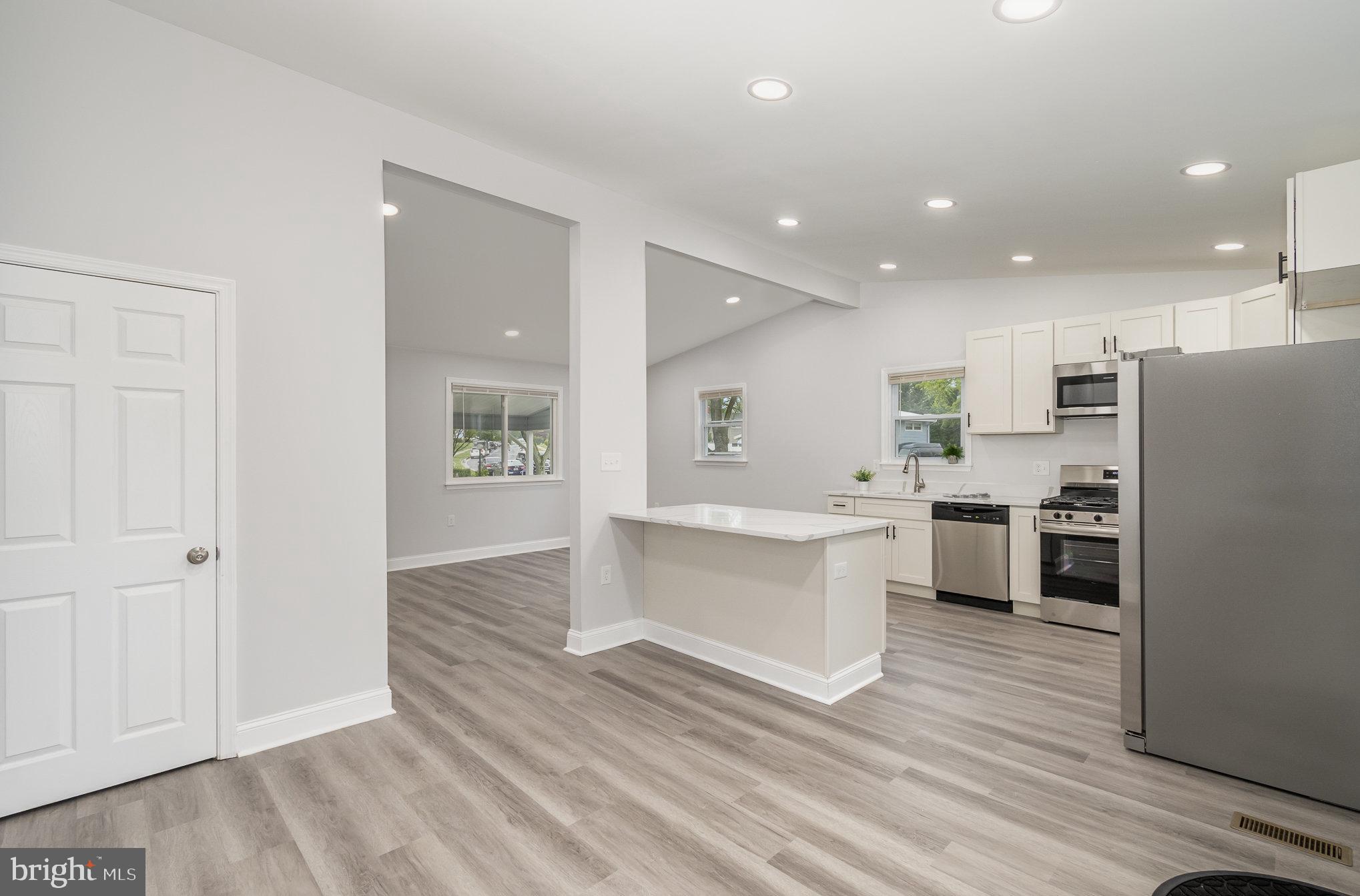 8409 Charlton Road Randallstown, MD 21133 - Photo 8 of 28 Dining Area/Kitchen