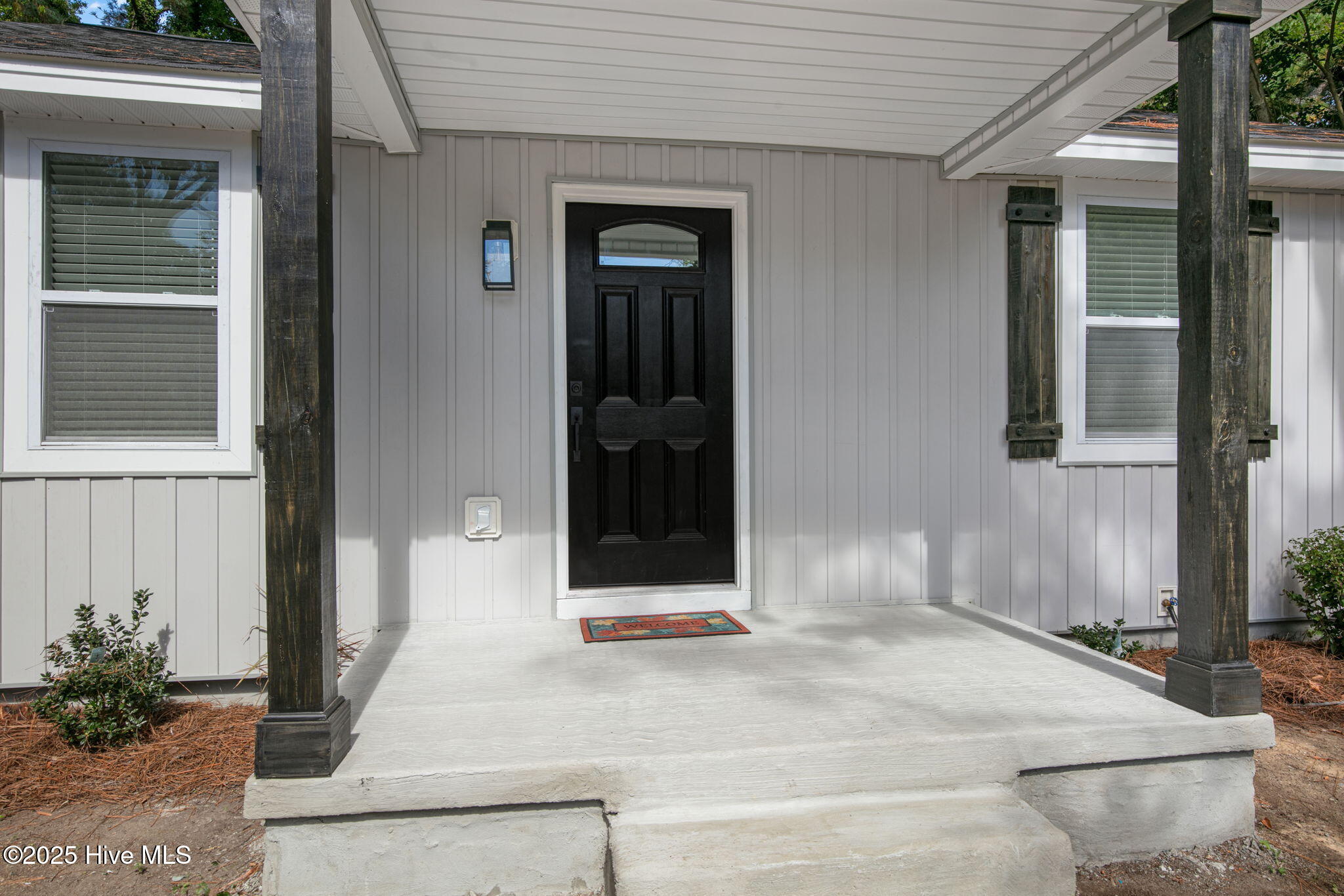 1205 Toisnot Avenue Northeast Wilson, NC 27893 - Photo 3 of 25 Front Porch