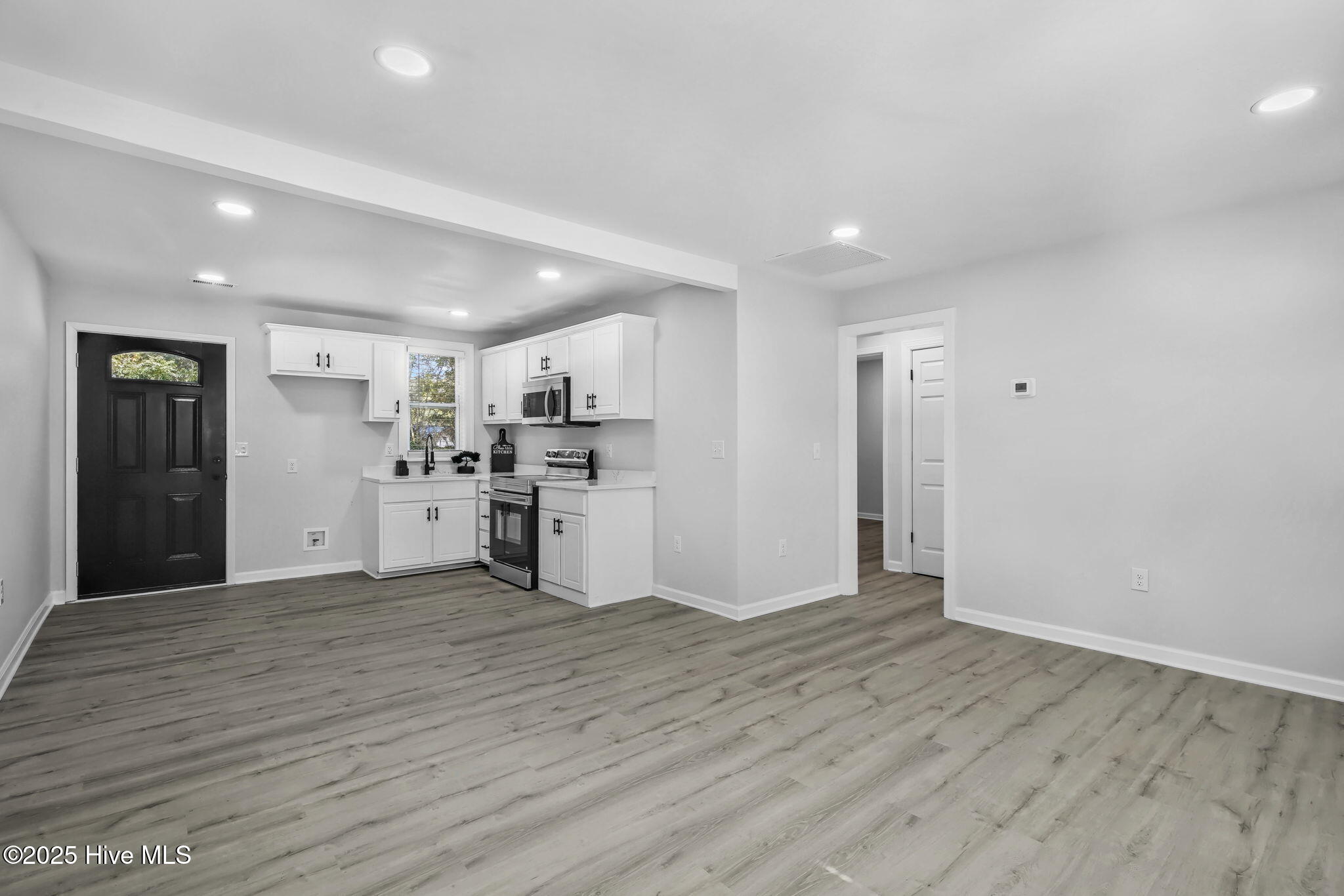 1205 Toisnot Avenue Northeast Wilson, NC 27893 - Photo 6 of 25 Great Room 3