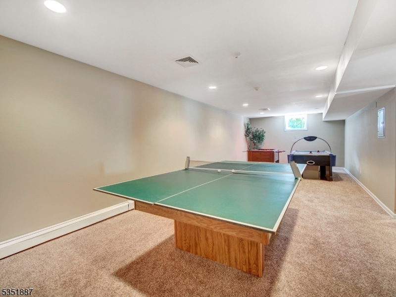 7 Arden Road Denville, NJ 07834 - Photo 37 of 50