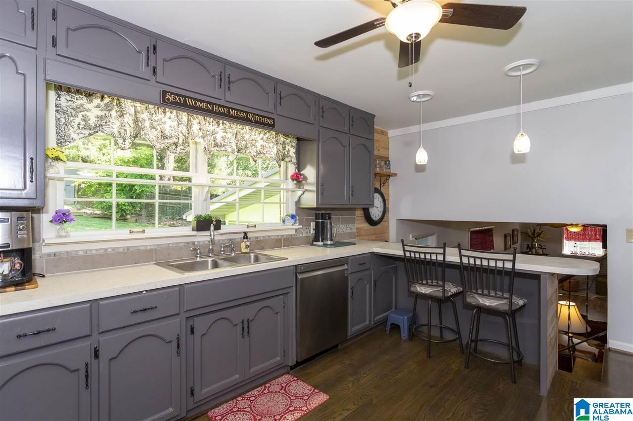 6595 Julia Circle Leeds, AL 35094 - Photo 9 of 24