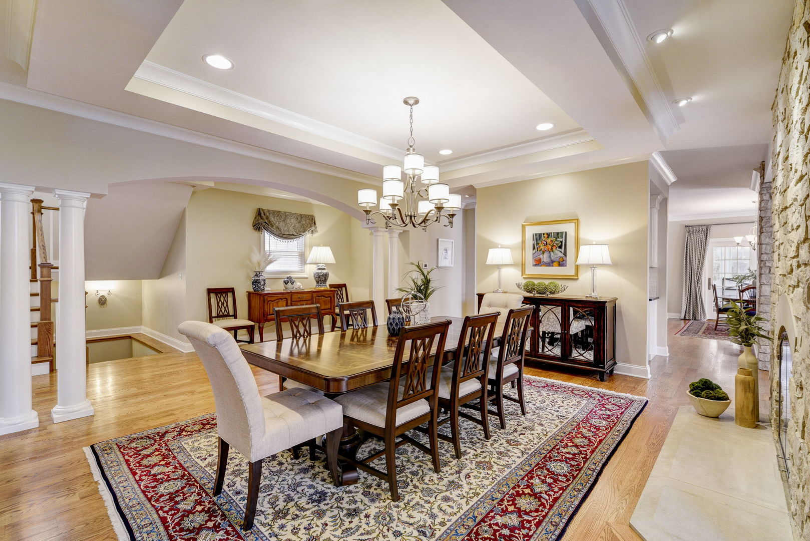 20940 West Summit Drive Kildeer, IL 60047 - Photo 21 of 62 a view of a dining room with furniture