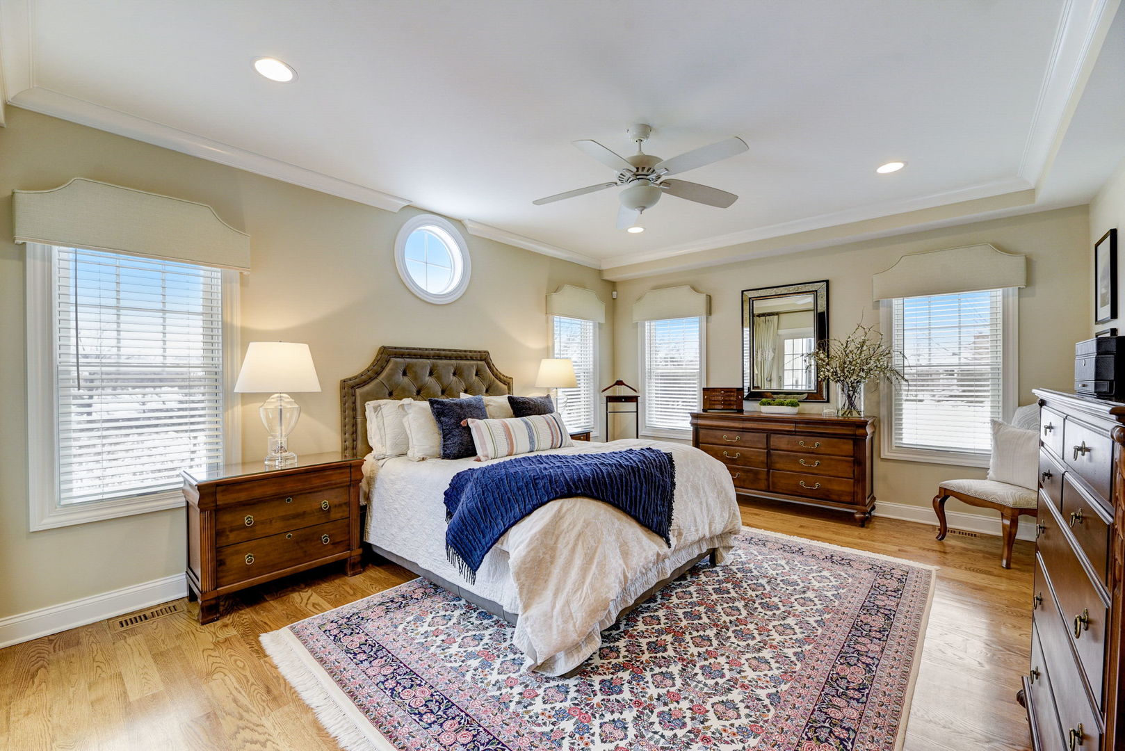 20940 West Summit Drive Kildeer, IL 60047 - Photo 22 of 62 a bedroom with a bed and wooden floor