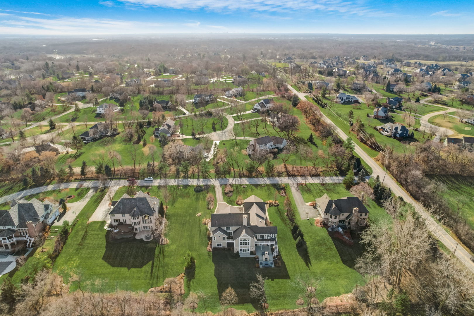 20940 West Summit Drive Kildeer, IL 60047 - Photo 59 of 62 an aerial view of residential houses with outdoor space