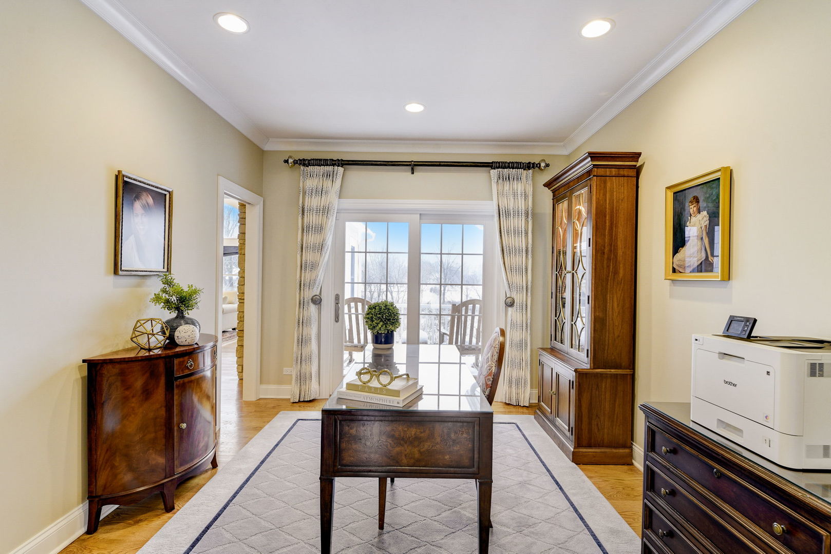 20940 West Summit Drive Kildeer, IL 60047 - Photo 8 of 62 a living room with furniture and a window