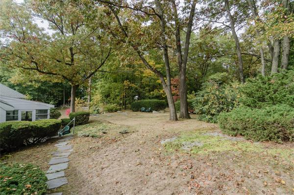 37 Ellis Road Newton, MA 02465 - Photo 3 of 18 Gallery Image 3