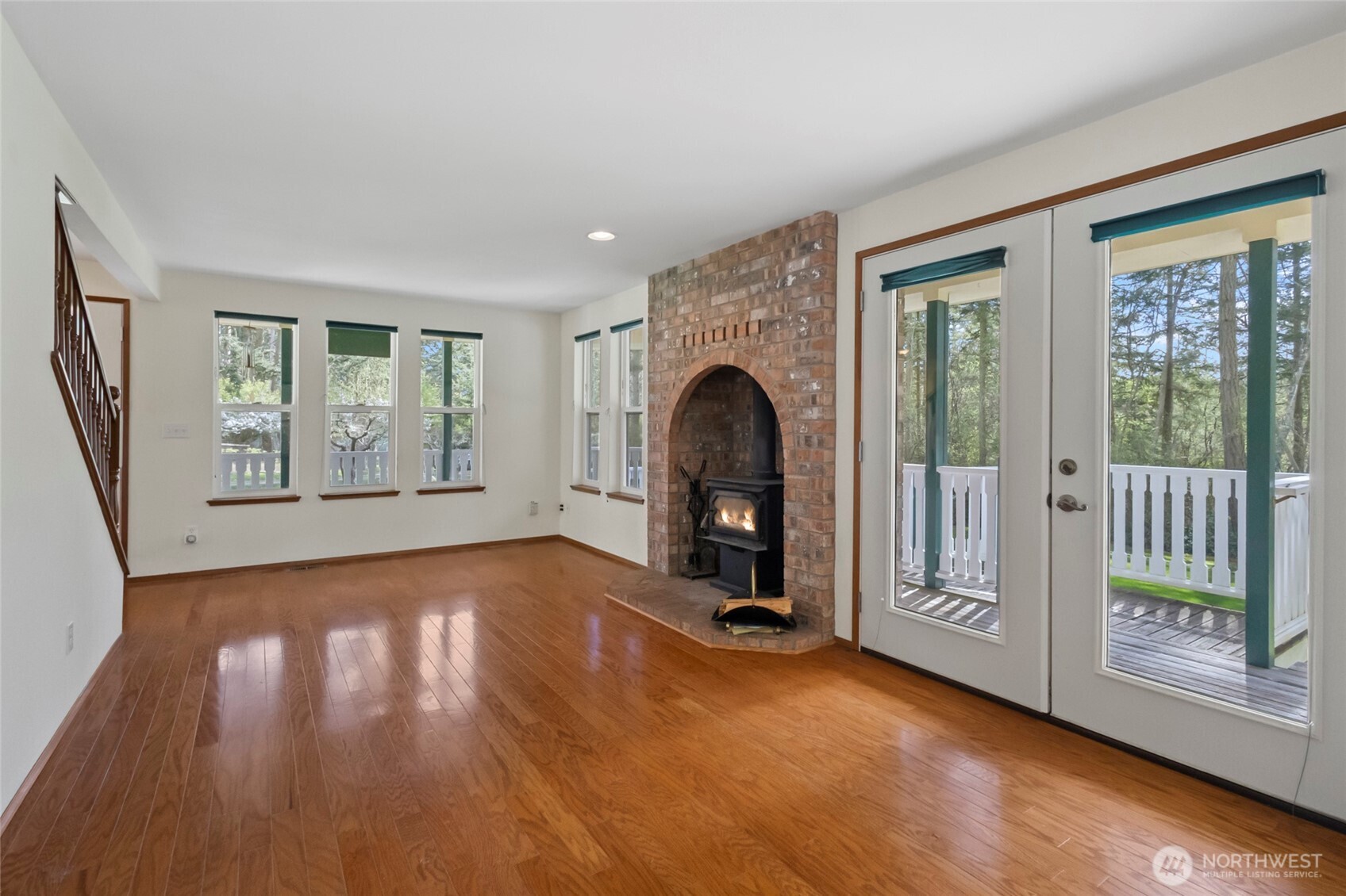 2564 Libbey Road Coupeville, WA 98239 - Photo 12 of 40 Gallery Image 12