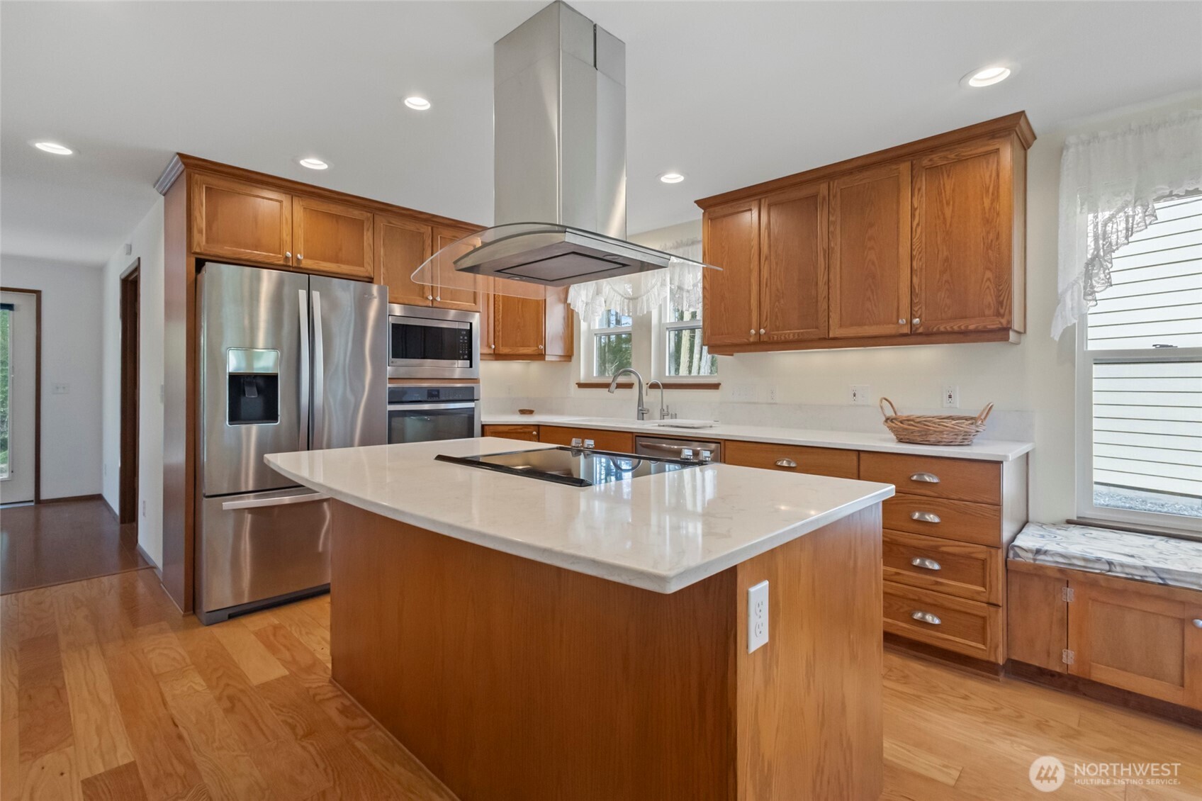 2564 Libbey Road Coupeville, WA 98239 - Photo 4 of 40 Gallery Image 4