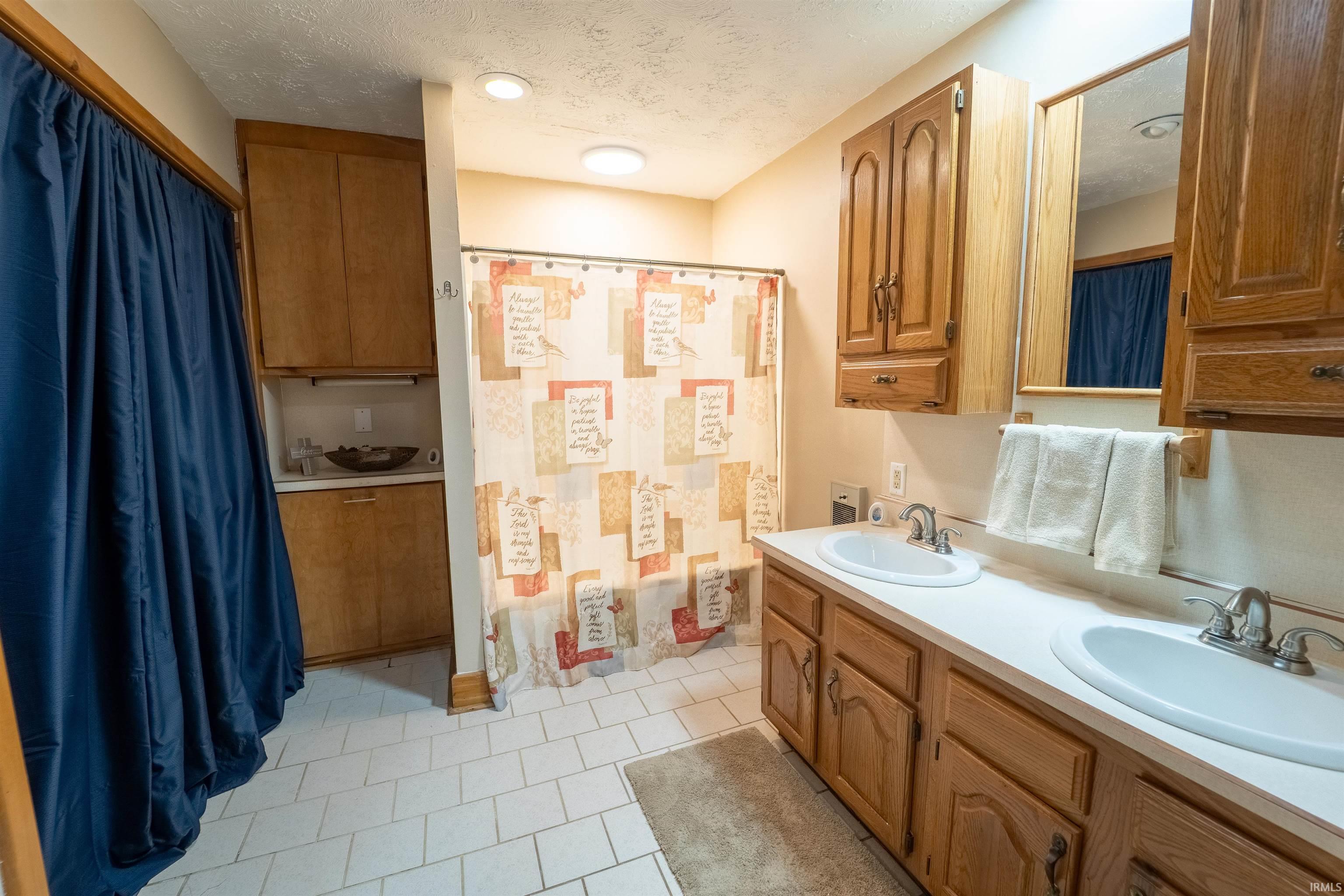 12761 South 600 East Amboy, IN 46911 - Photo 24 of 31