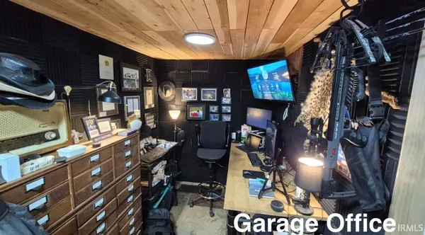 $598,750 | 12761 South 600 East, Amboy, IN 46911