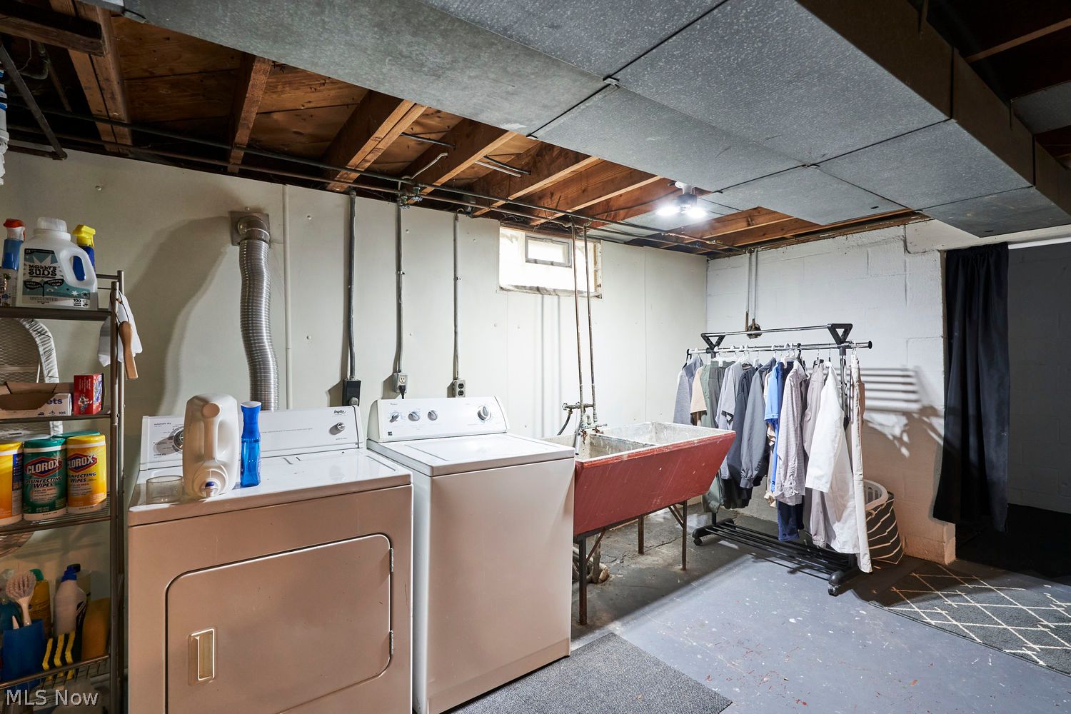 1596 Fairfax Road Akron, OH 44313 - Photo 16 of 24 Gallery Image 16