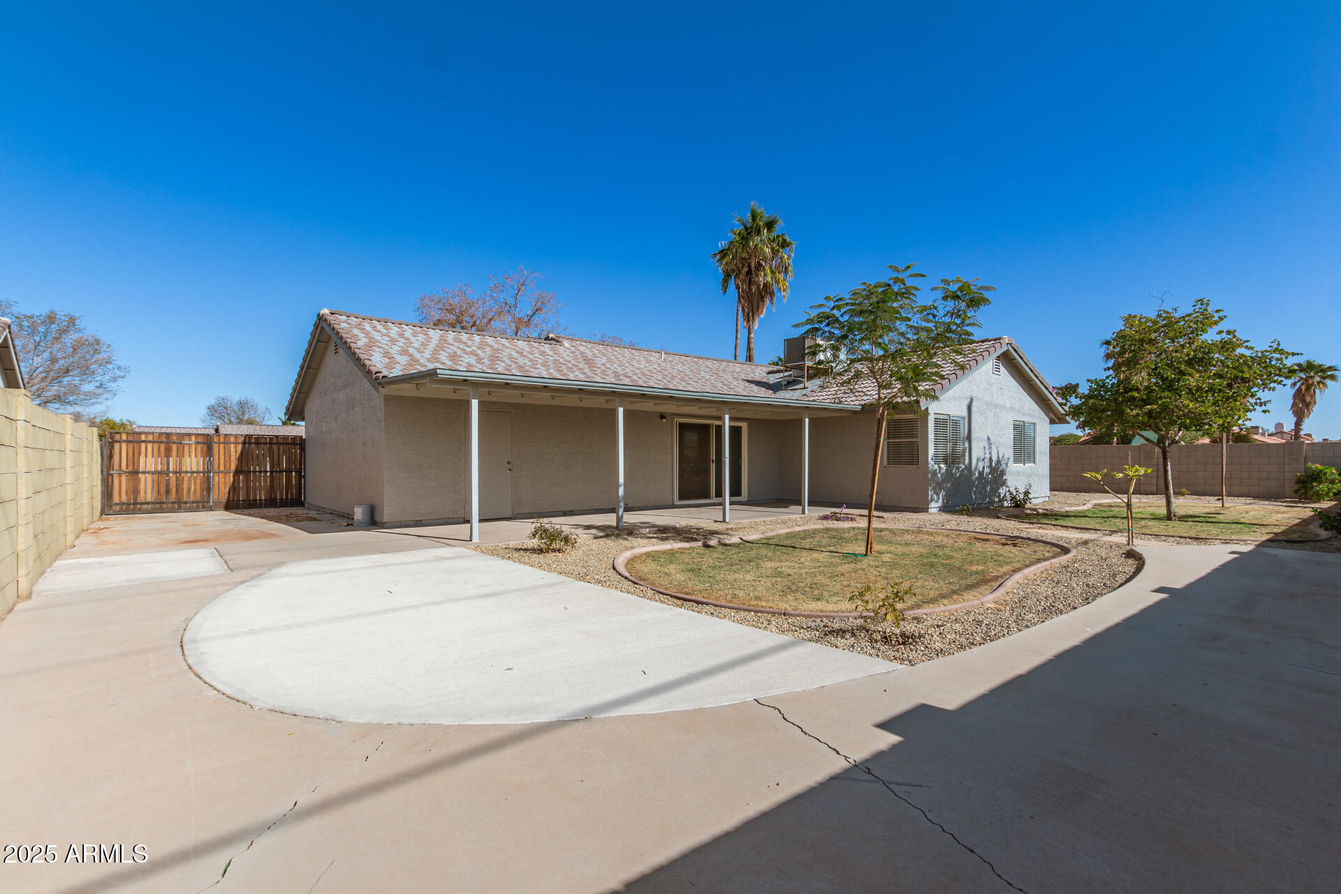 7915 West Wethersfield Road Peoria, AZ 85381 - Photo 19 of 21 28 Wethersfield