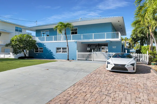$3,200,000 | 117 El Capitan Drive, Islamorada, FL 33036