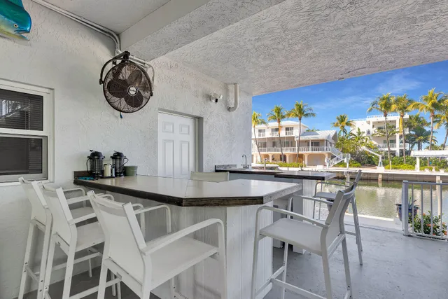 $3,200,000 | 117 El Capitan Drive, Islamorada, FL 33036
