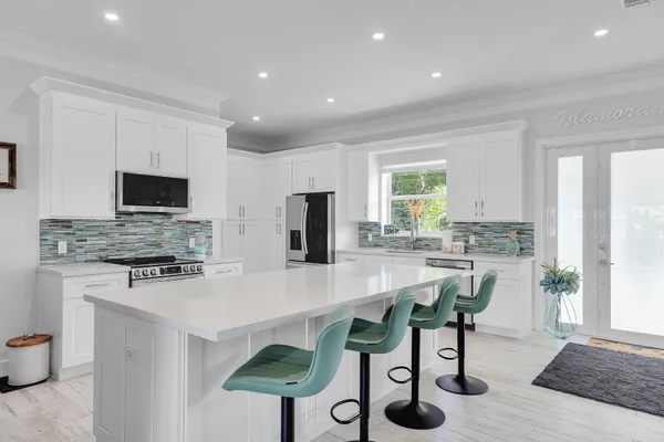 $3,200,000 | 117 El Capitan Drive, Islamorada, FL 33036