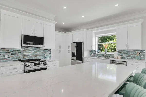 $3,200,000 | 117 El Capitan Drive, Islamorada, FL 33036